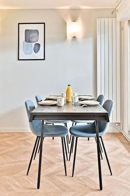Appartement Spacieux Et Paisible Paris 19Eme Fransa