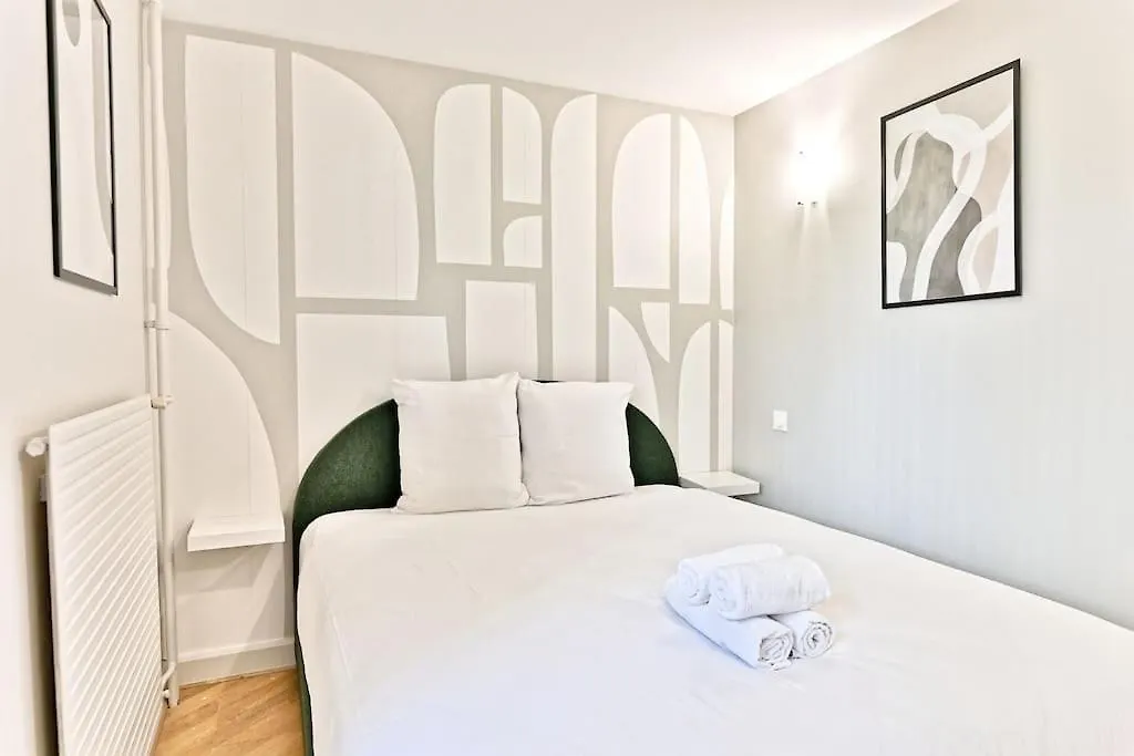 Appartement Spacieux Et Paisible Paris 19Eme Fransa