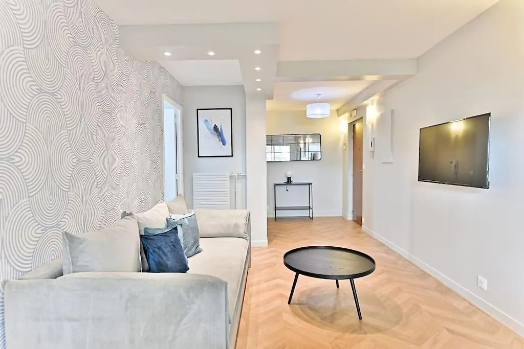 Appartement Spacieux Et Paisible Paris 19Eme