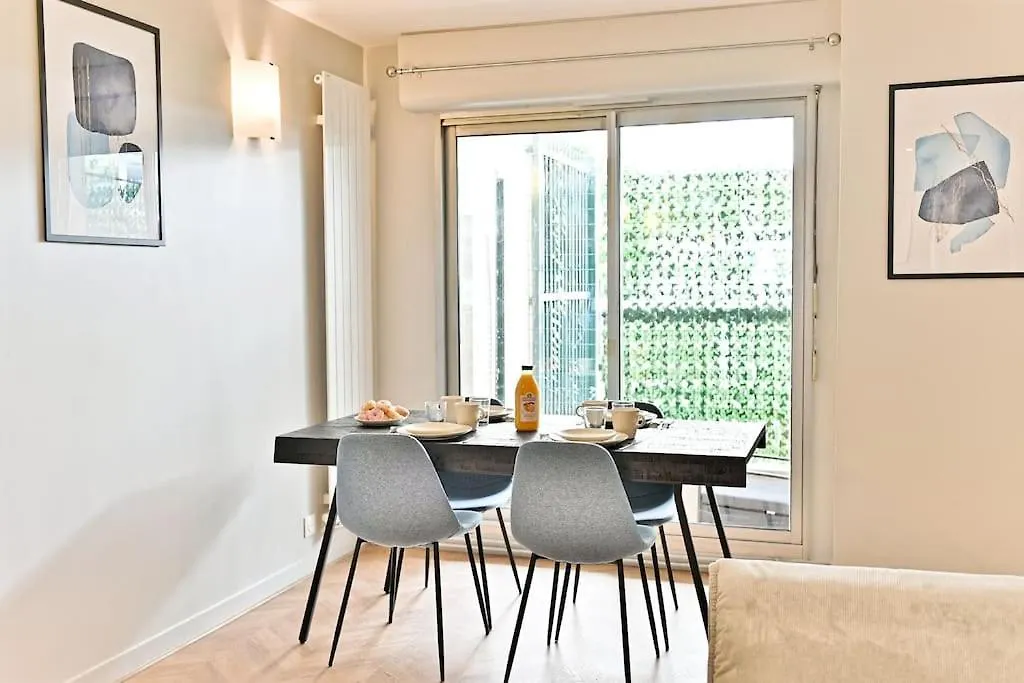 Appartement Spacieux Et Paisible Paris 19Eme Apartmán