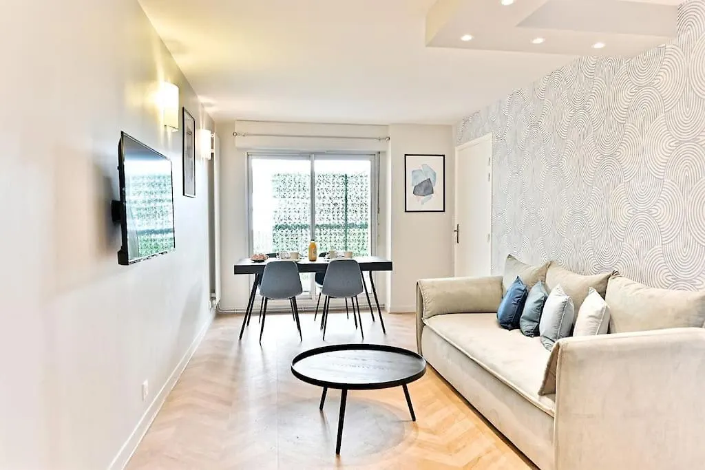 Appartement Spacieux Et Paisible Paris 19Eme